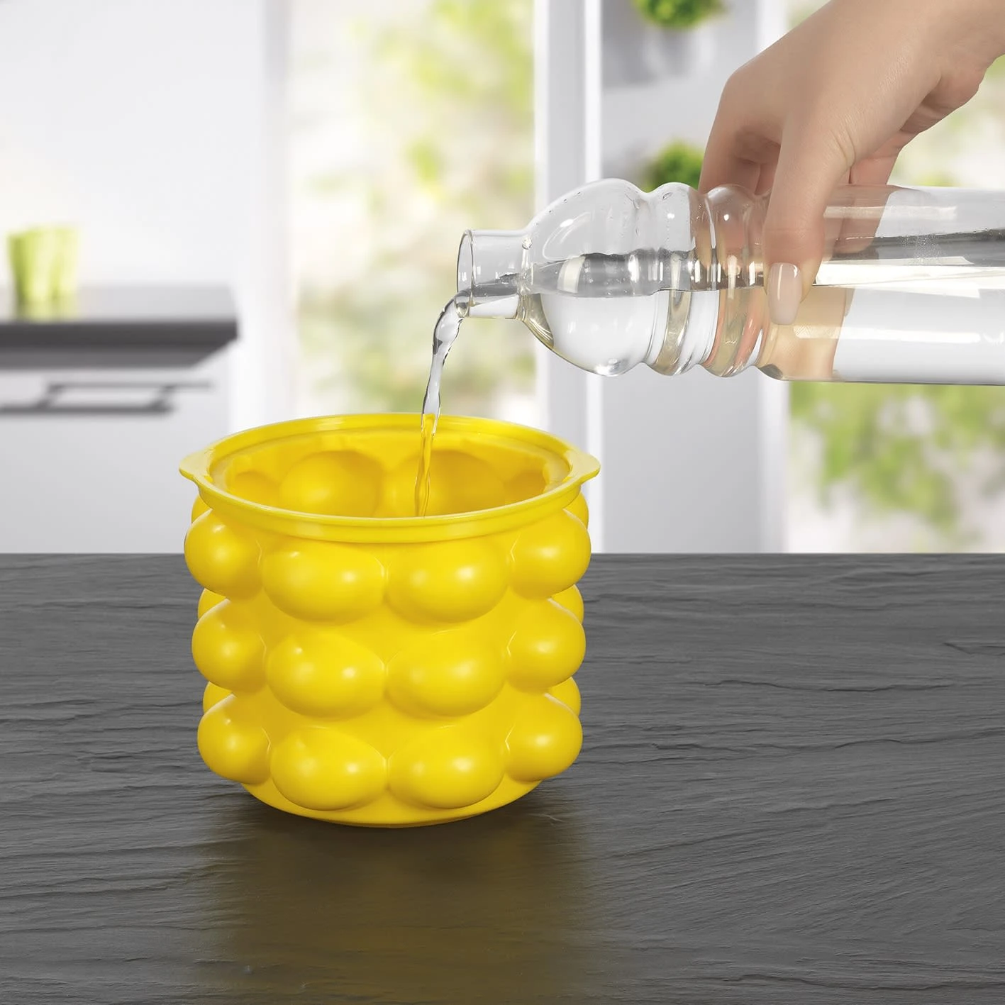 Solar Leuchtturm LED Deko Leuchte Garten Rotierender Lichtstrahl 360° Rot / Weiß 9 Solar Leuchtturm LED Deko Leuchte Garten Rotierender Lichtstrahl 360° Rot / Weiß – Bild 7