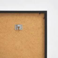 Poster In Kunststoffrahmen "Pinecone" In Cremeweiß & Grau -Heimdekoration juniqe poster in kunststoffrahmen pinecone in cremeweiss and grau 2