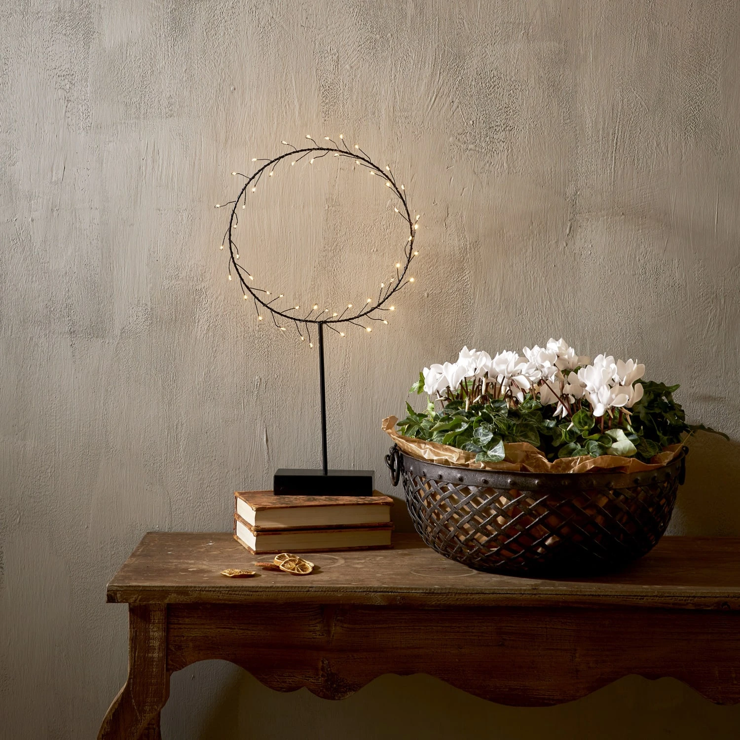 LED Kranz Lichtkranz Dekokranz 50LED H: 43cm In Schwarz 6 LED Kranz Lichtkranz Dekokranz 50LED H: 43cm In Schwarz – Bild 4