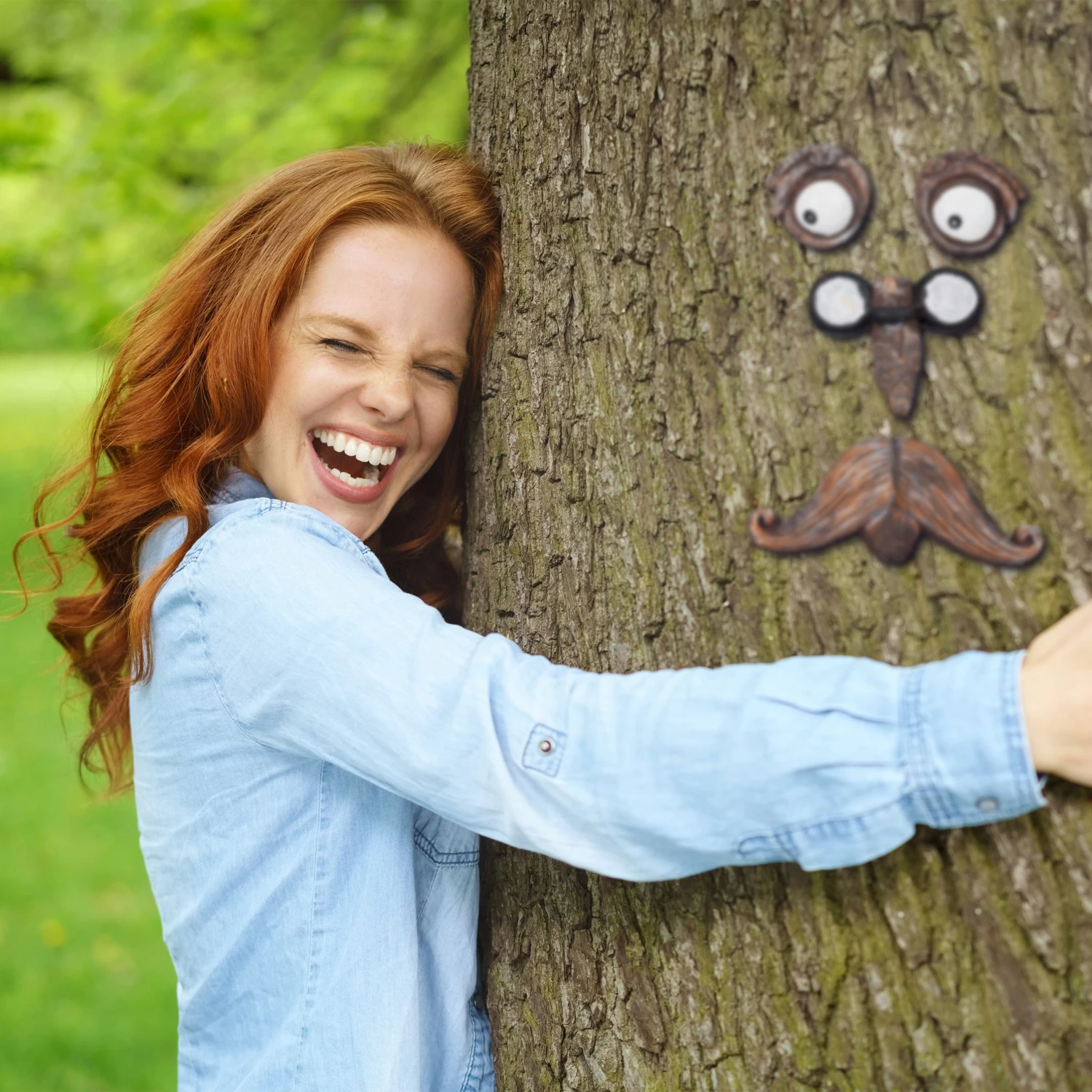 Baumgesicht Alter Mann In Braun/Weiß 5 Baumgesicht Alter Mann In Braun/Weiß – Bild 3