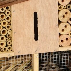 Insektenhotel In Natur - (B)27,5 X (H)34 X (T)8 Cm 16 Insektenhotel In Natur - (B)27,5 X (H)34 X (T)8 Cm -Heimdekoration relaxdays insektenhotel in natur b 27 5 x h 34 x t 8 cm 6
