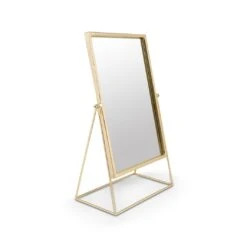 VTwonen Spiegel "Mirror Rectangular On Stand" In Goud - (L) 32 X (B) 56 X (H) 17cm 9 VTwonen Spiegel "Mirror Rectangular On Stand" In Goud - (L) 32 X (B) 56 X (H) 17cm -Heimdekoration vtwonen spiegel mirror rectangular on stand in goud l 32 x b 56 x h 17cm 2