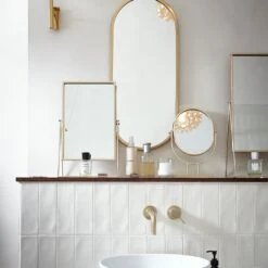 VTwonen Spiegel "Mirror Rectangular On Stand" In Goud - (L) 32 X (B) 56 X (H) 17cm 11 VTwonen Spiegel "Mirror Rectangular On Stand" In Goud - (L) 32 X (B) 56 X (H) 17cm -Heimdekoration vtwonen spiegel mirror rectangular on stand in goud l 32 x b 56 x h 17cm 4