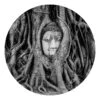 Runde Tapete - Buddha In Ayutthaya Von Baumwurzeln Gesäumt In Schwarz-Weiß 2 Runde Tapete - Buddha In Ayutthaya Von Baumwurzeln Gesäumt In Schwarz-Weiß -Heimdekoration wallart runde tapete buddha in ayutthaya von baumwurzeln gesaumt in schwarz weiss
