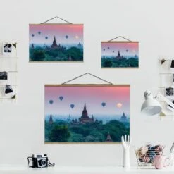 Stoffbild - Heißluftballons über Tempelanlage In Grün 14 Stoffbild - Heißluftballons über Tempelanlage In Grün -Heimdekoration wallart stoffbild heissluftballons uber tempelanlage in grun 5