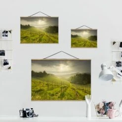 Stoffbild Mit Posterleisten - Sonnenstrahlen Weinberg In Grün 15 Stoffbild Mit Posterleisten - Sonnenstrahlen Weinberg In Grün -Heimdekoration wallart stoffbild mit posterleisten sonnenstrahlen weinberg in grun 6